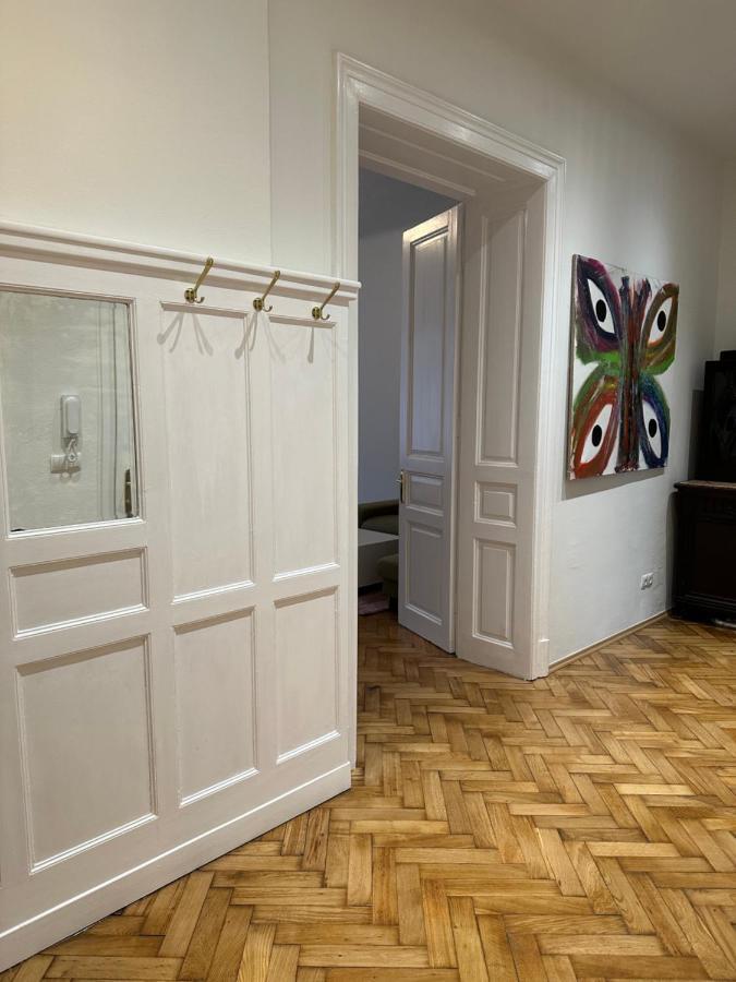 Artliving Apartment-Top 3 Self Check-In Грац Екстер'єр фото